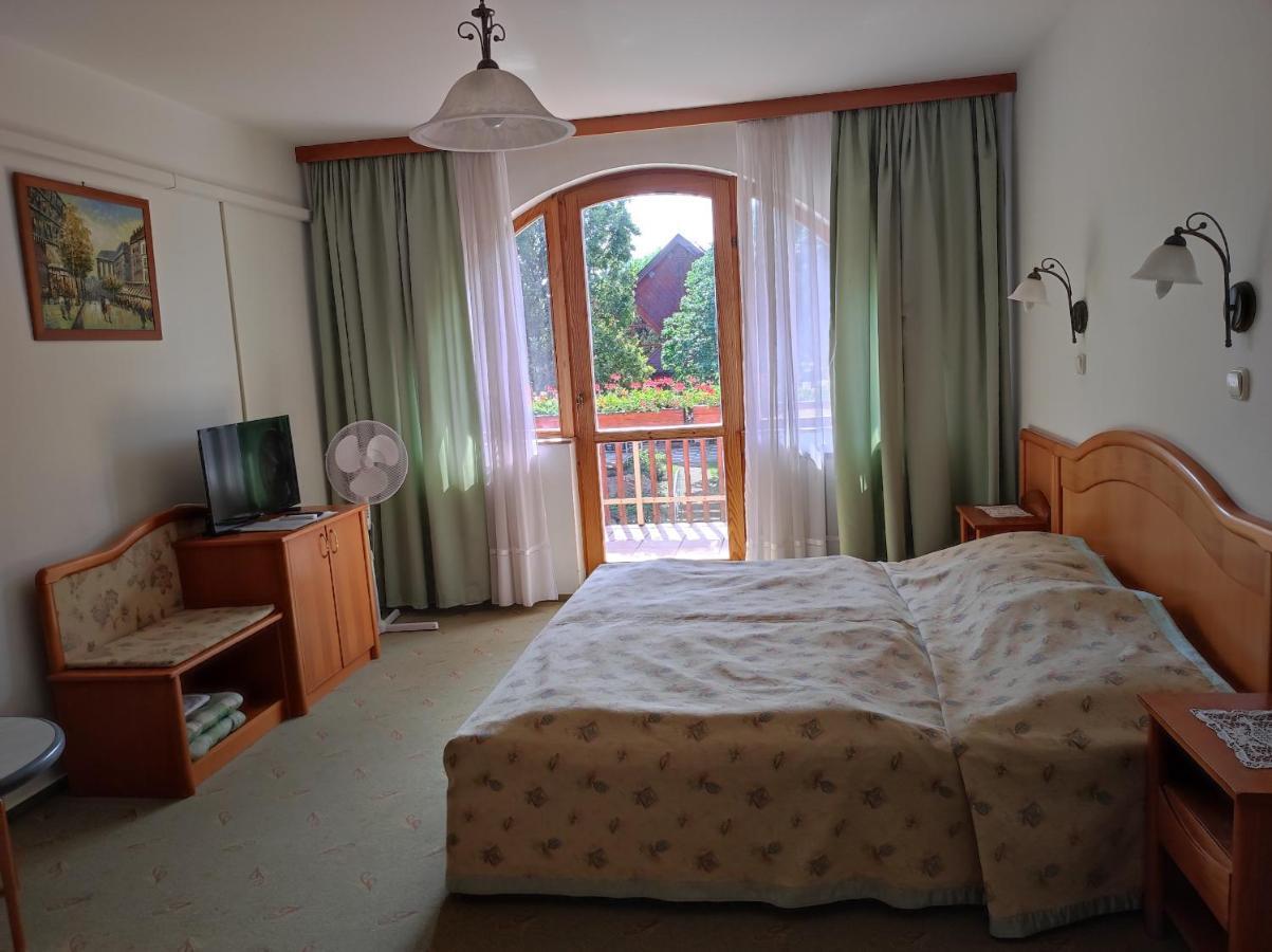 Agnes Hotel 3*